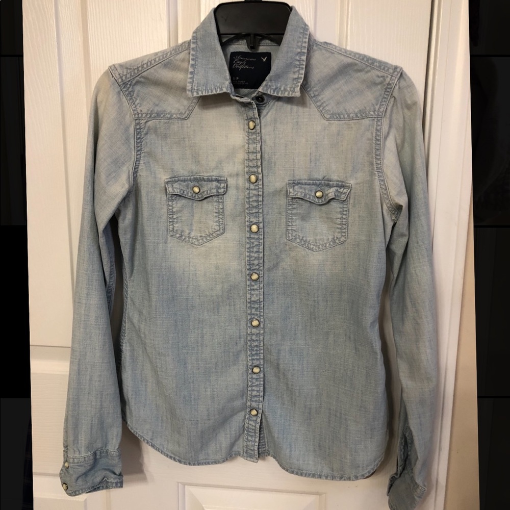 Denim style button up / flannel american Eagle